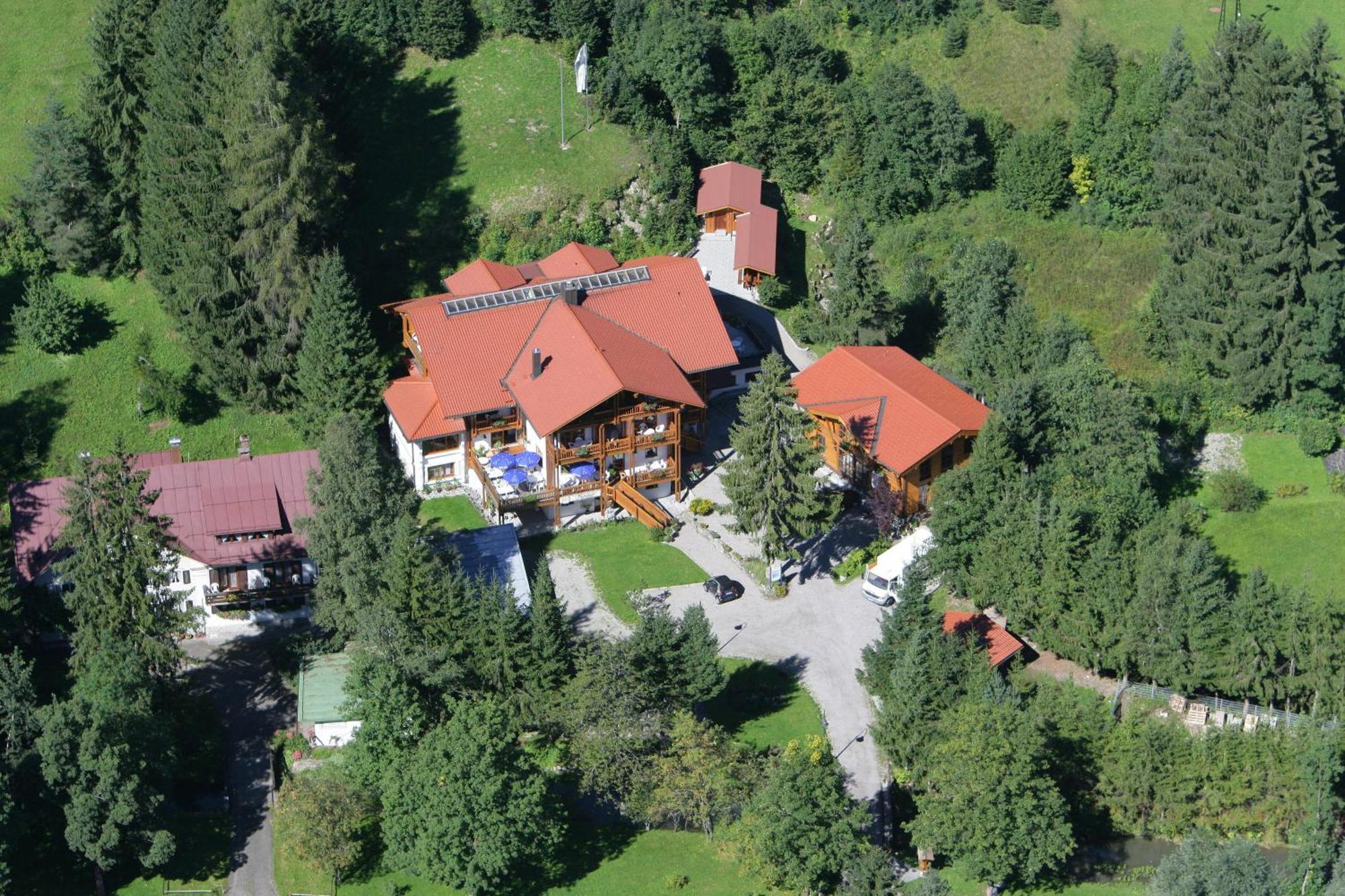 Hotel Und Apartements Im Forellenbach Fischen im Allgaeu Exterior foto